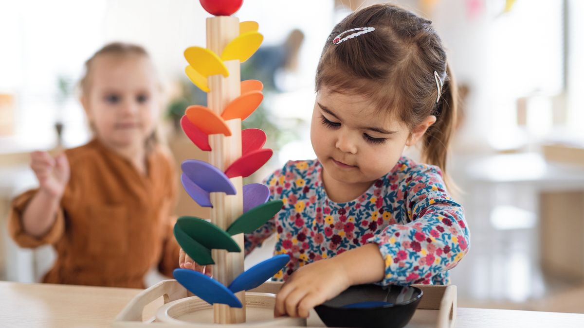 Zajisti místo, nebo zaplať. Obce musí hledat školku pro tříleté děti